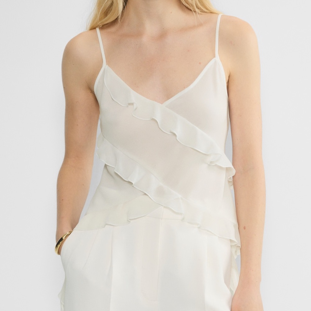 Aritzia Eminence Top